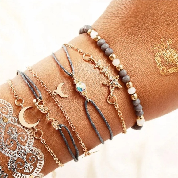 💖5 items for $25 Sale!💖 6 Piece Moon & Stars Bracelets Set - Picture 1 of 6